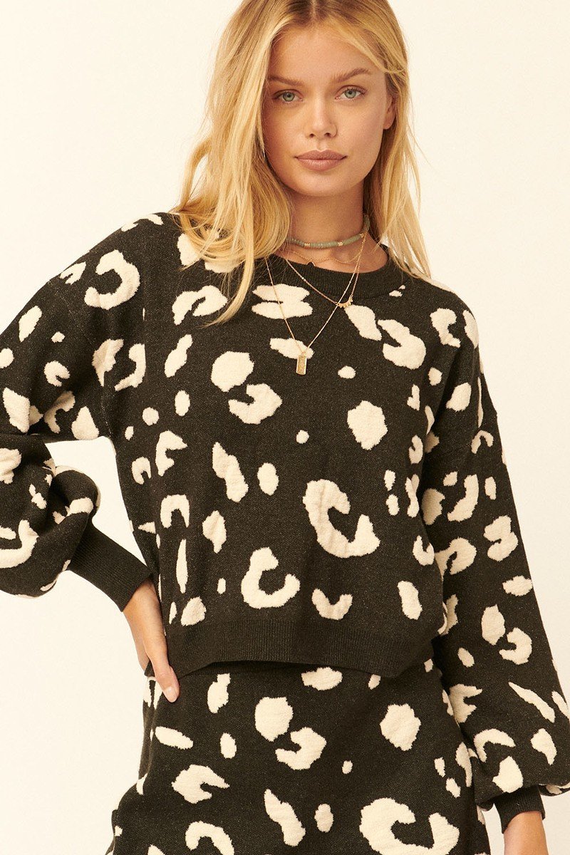 LEOPARD VIBES A Leopard Print Pullover Sweater