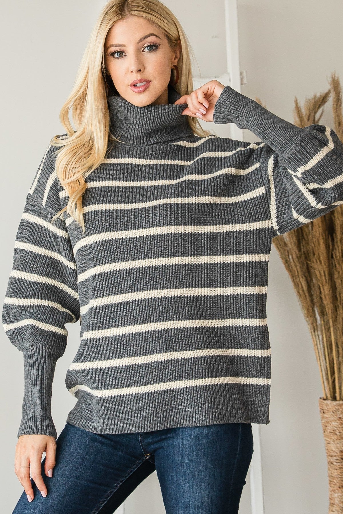 THE HEATHER Heavy Knit Striped Turtle Neck Knit Sweater