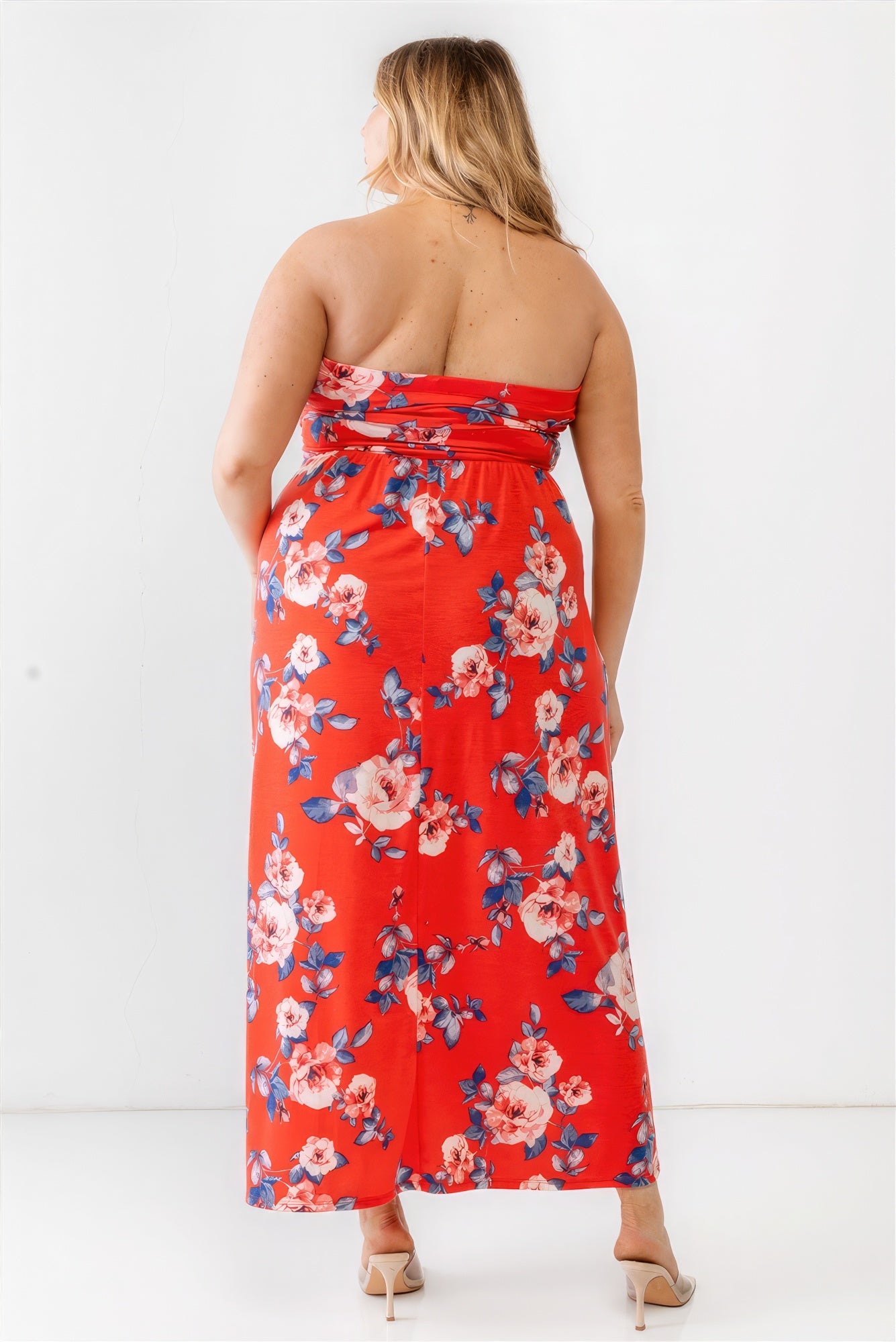THE SAVANNA Plus Red Rose Print Ruched Strapless Midi Dress